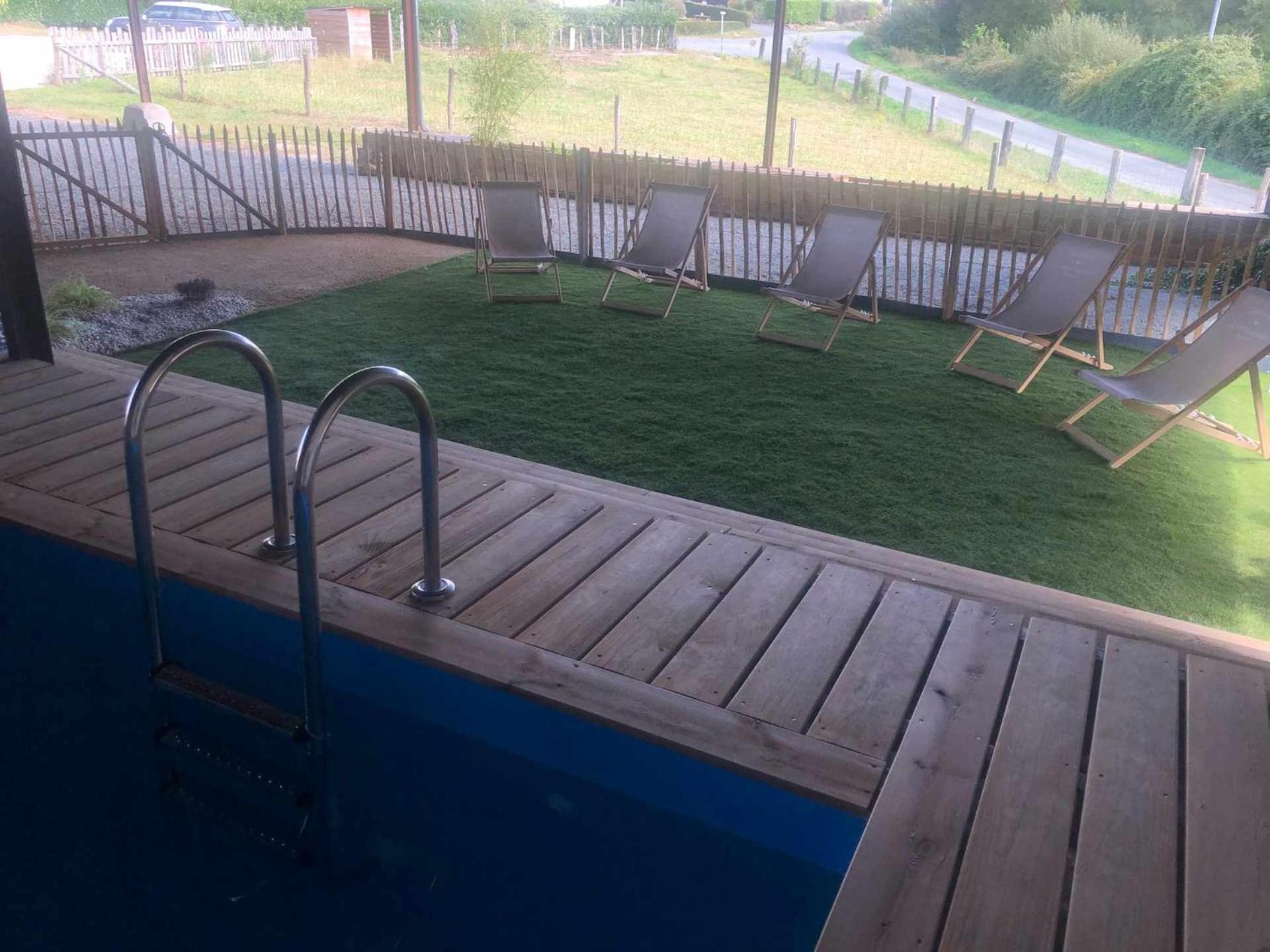 Le Petit Monty Gite Cote Etang Saint-Malo-du-Bois Zewnętrze zdjęcie